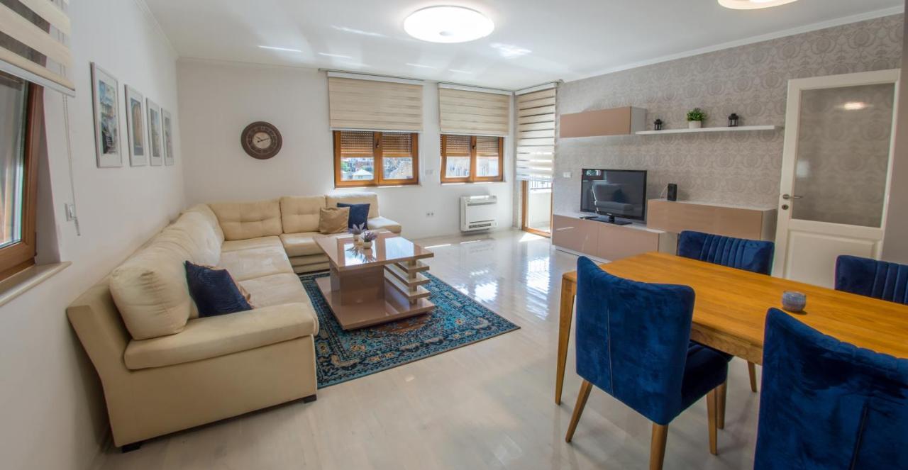 Apartment Light De Luxe - With Old Bridge View Μόσταρ Εξωτερικό φωτογραφία