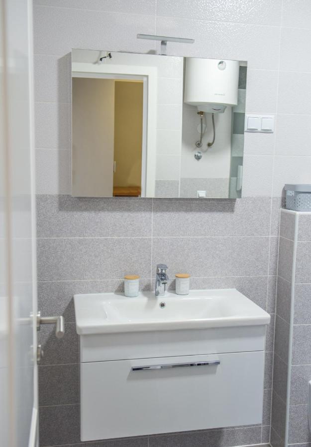 Apartment Light De Luxe - With Old Bridge View Μόσταρ Εξωτερικό φωτογραφία