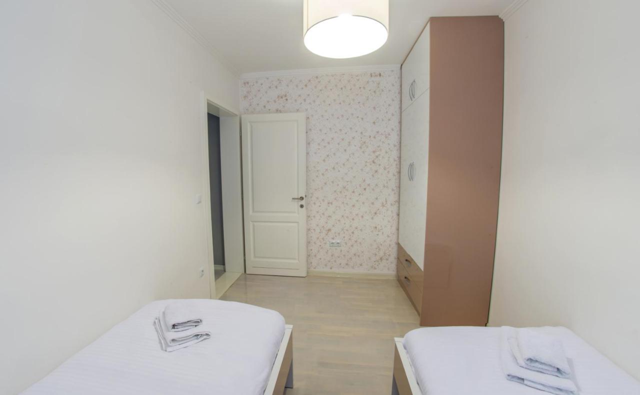 Apartment Light De Luxe - With Old Bridge View Μόσταρ Εξωτερικό φωτογραφία